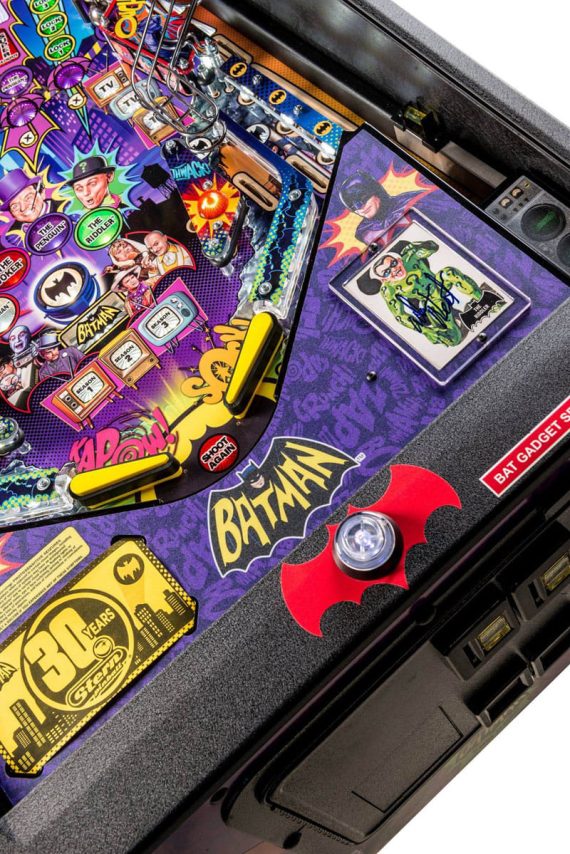 Batman 66 Premium Pinball Machine - Image 5