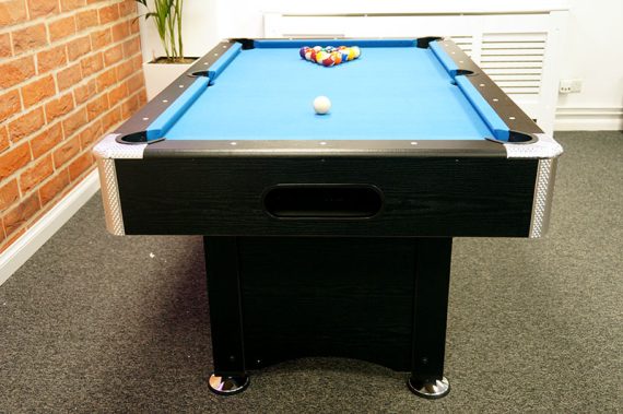 Signature Dean Pool Table: Black Finish - Image 3