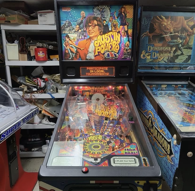Austin Powers Pinball Machine - Image 3