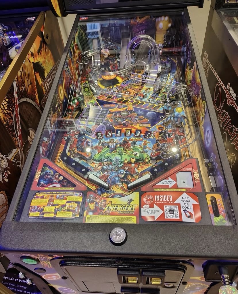Avengers Infinity Quest Premium Pinball Machine - Image 3