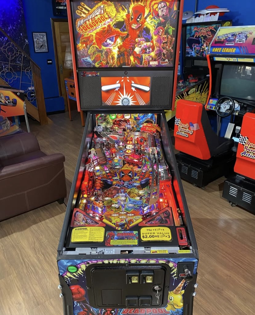 Deadpool Premium Pinball Machine by Stern - Image 11