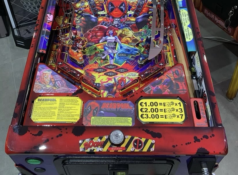 Deadpool Pro Pinball Machine by Stern - Image 5