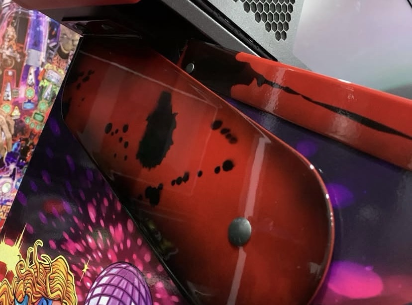 Deadpool Pro Pinball Machine by Stern - Image 4