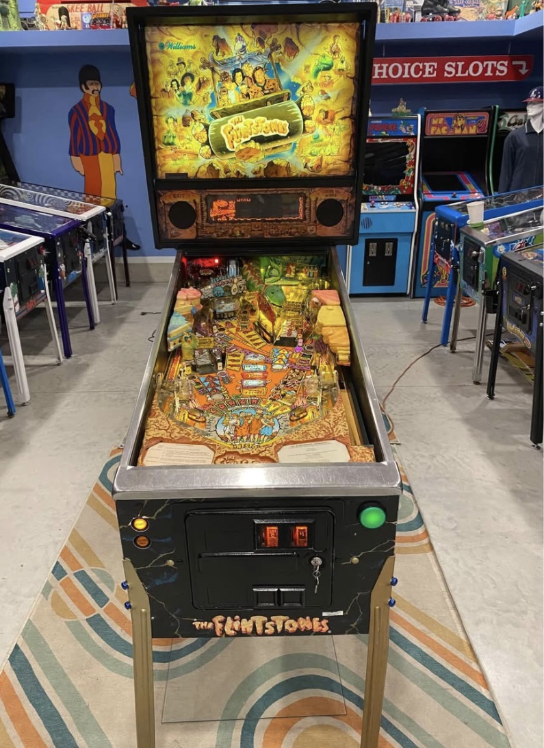 Flintstones Pinball Machine - Image 3