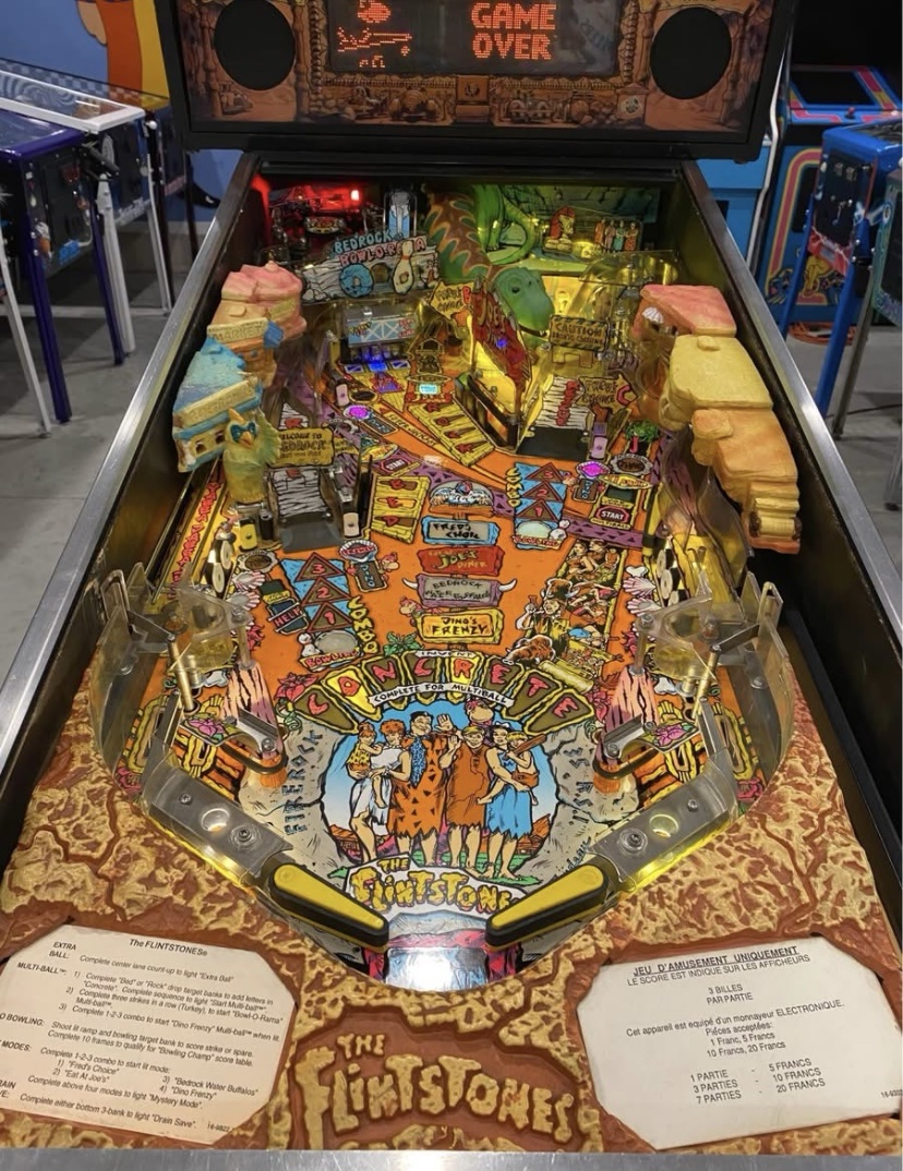 Flintstones Pinball Machine - Image 6