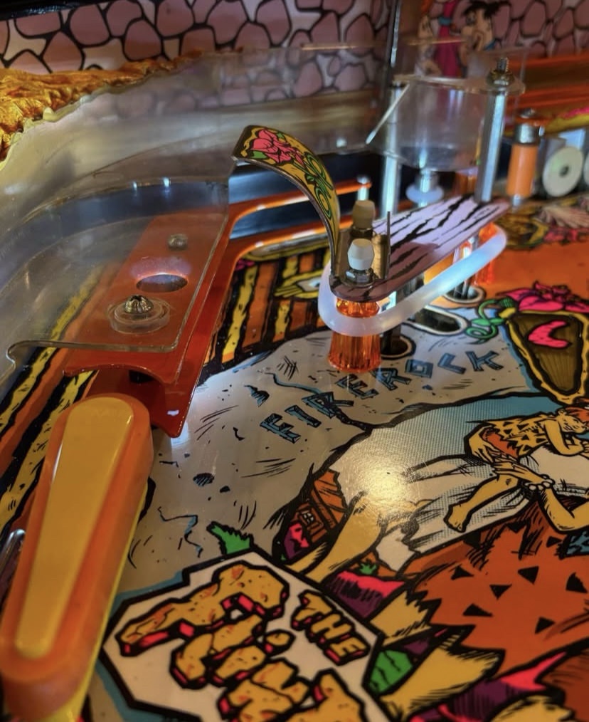 Flintstones Pinball Machine - Image 26