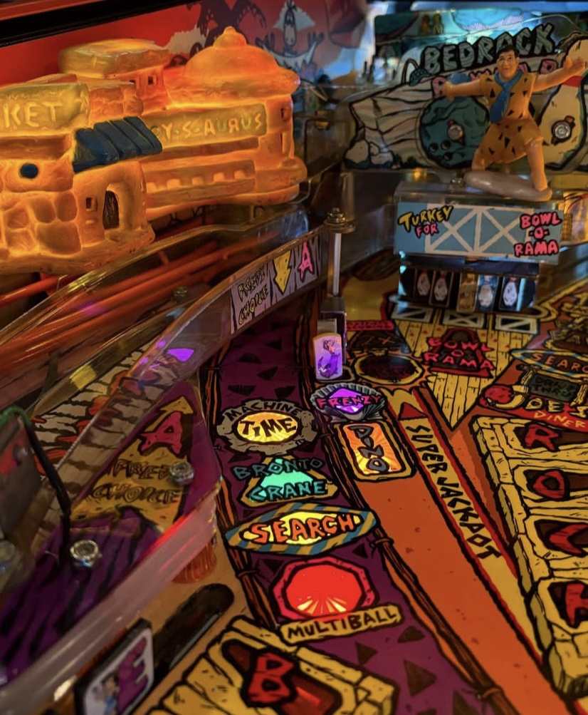 Flintstones Pinball Machine - Image 28