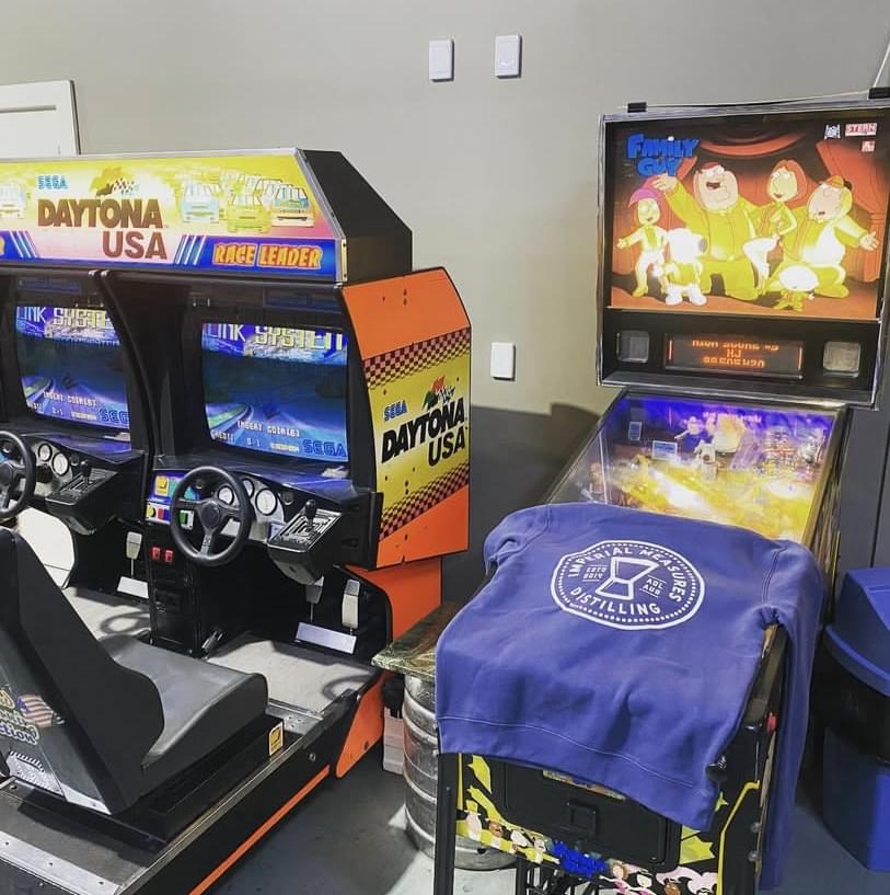 Family Guy Pinball Machine - Image 2